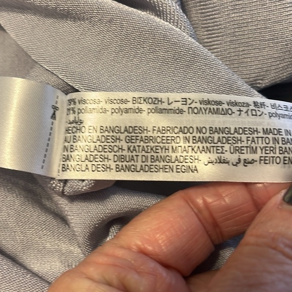 Zara Grey Crop Turtleneck Top Sz L NWT - Picture 4 of 4